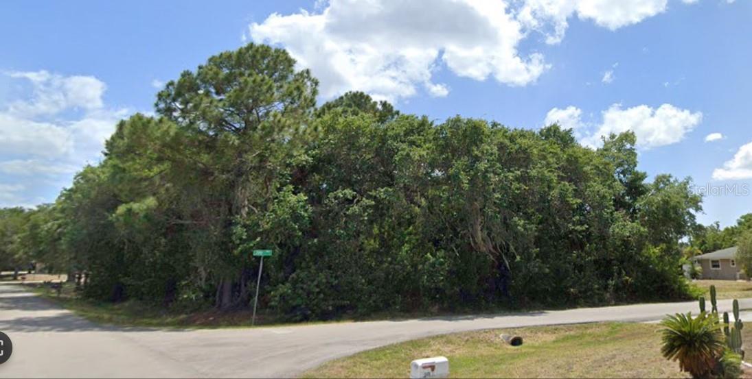 PORT CHARLOTTE SEC 008 - Land