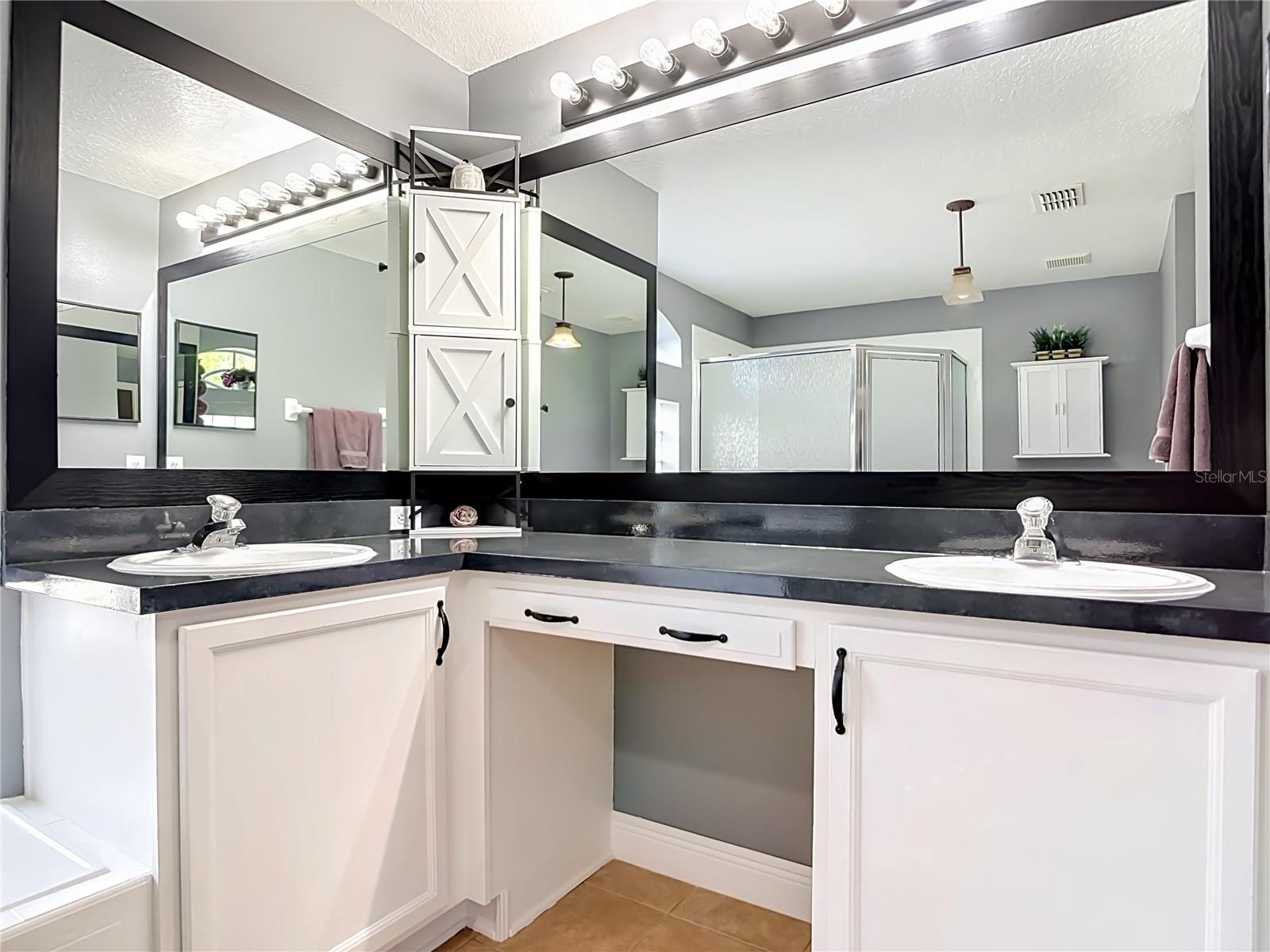 DELTONA LAKES UNIT 3 - Residential