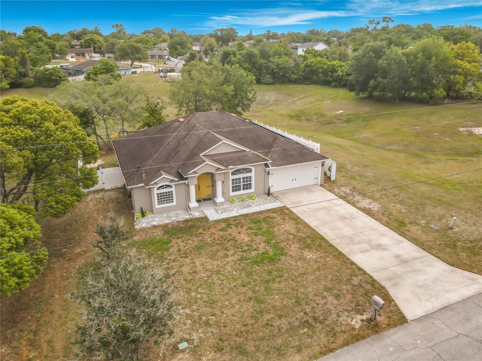 DELTONA LAKES UNIT 3 - Residential