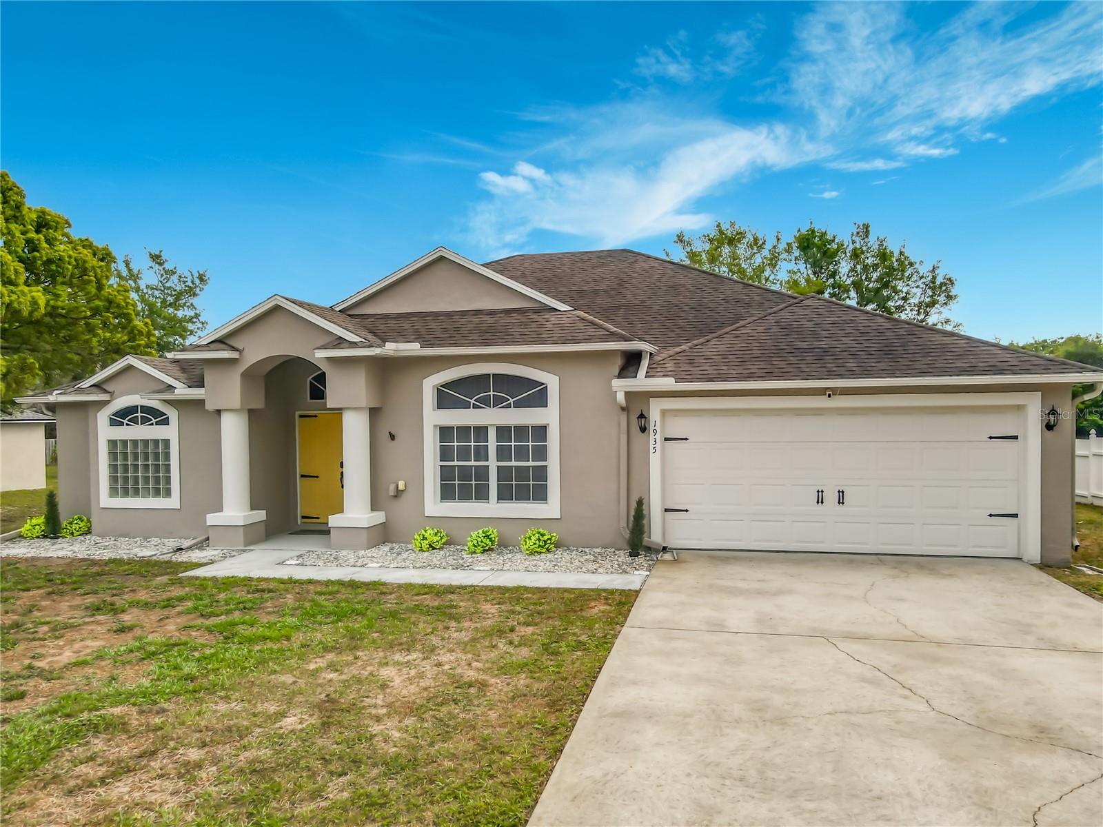 1935 E ANCHOR DRIVE