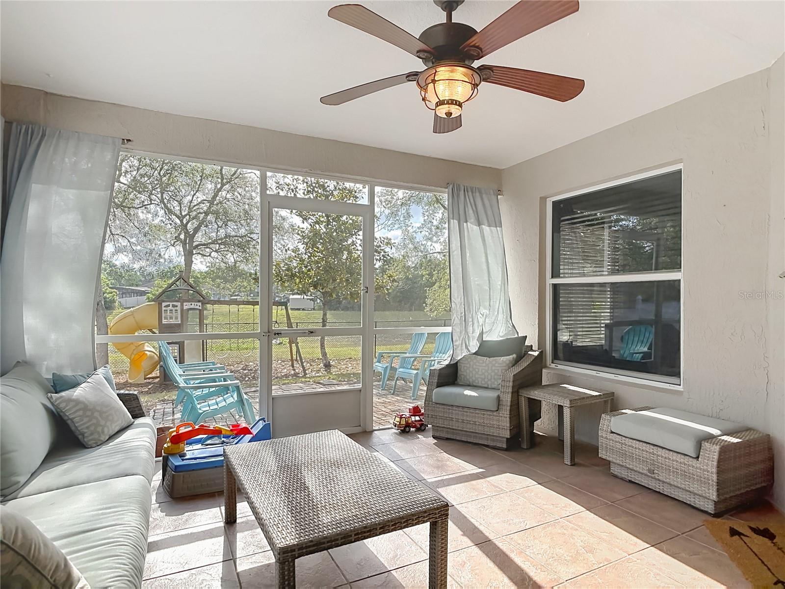 DELTONA LAKES UNIT 3 - Residential