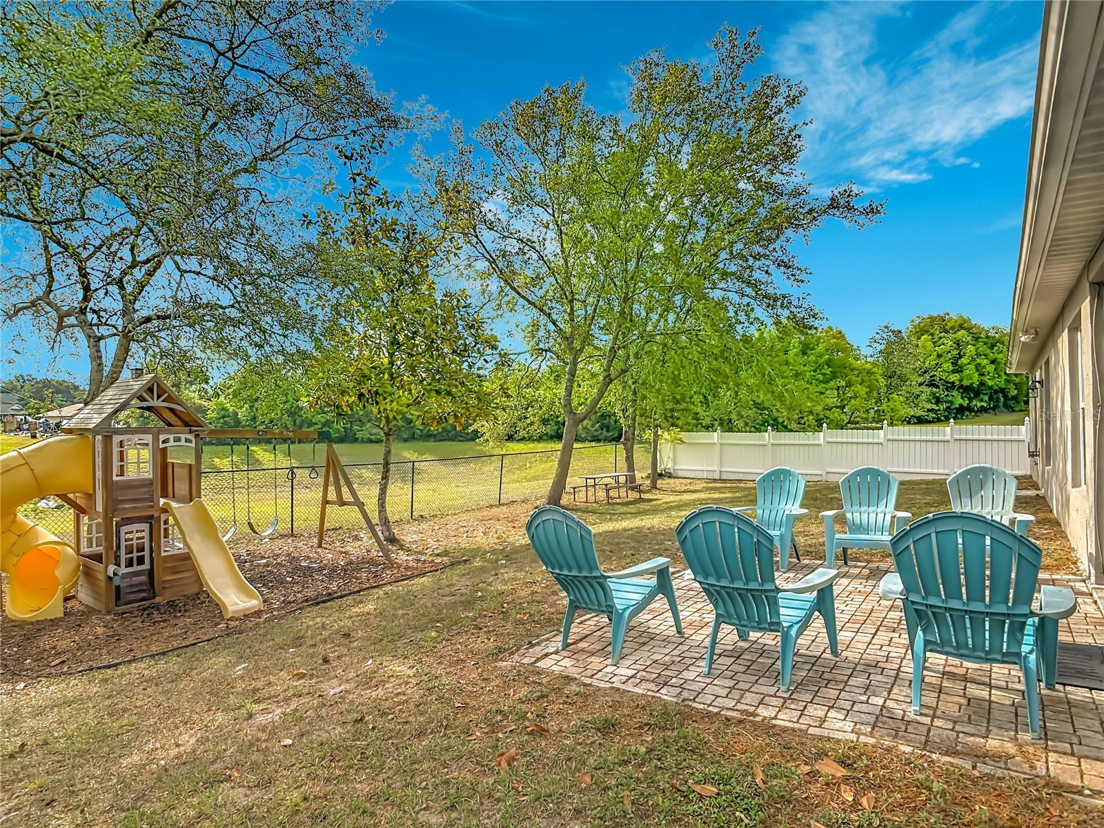 DELTONA LAKES UNIT 3 - Residential