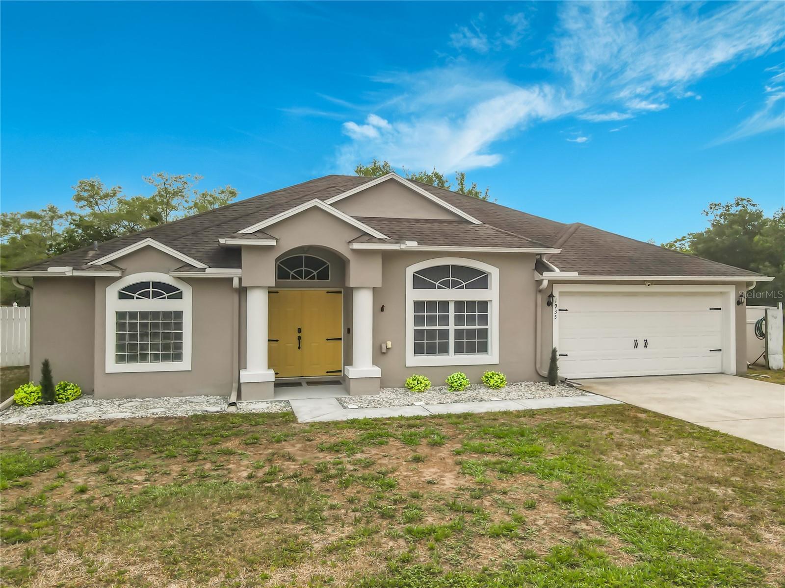 DELTONA LAKES UNIT 3 - Residential