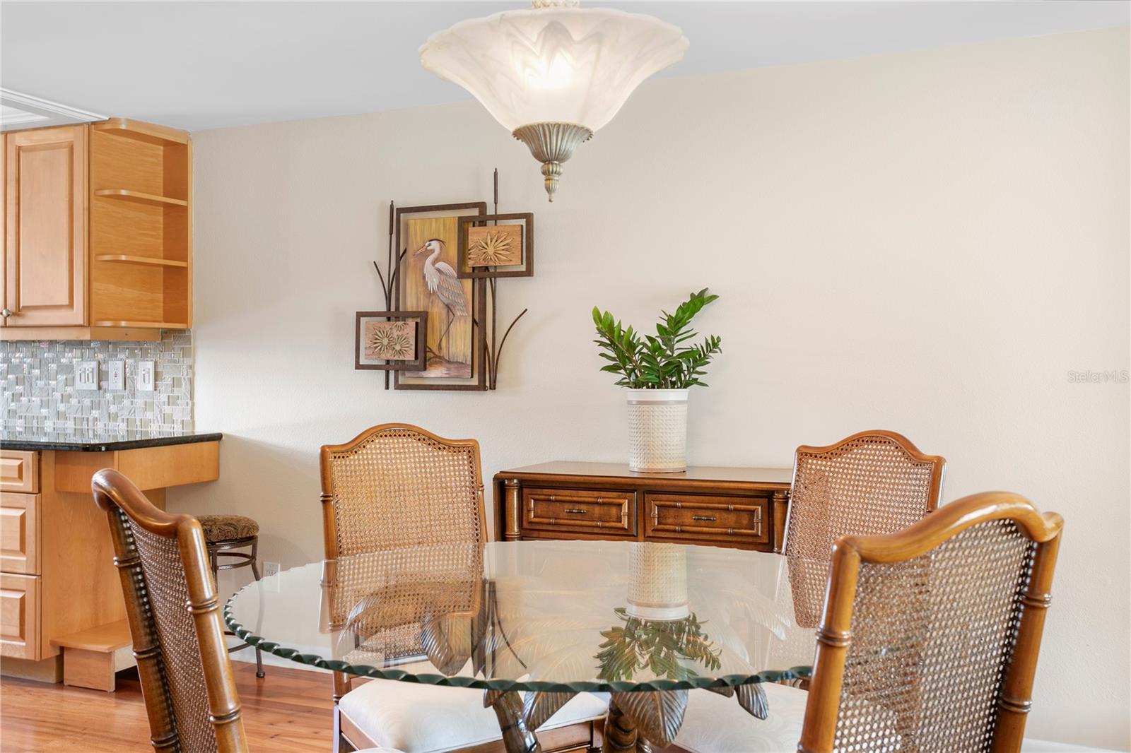 CAPRI LAGOONS CONDO - Residential