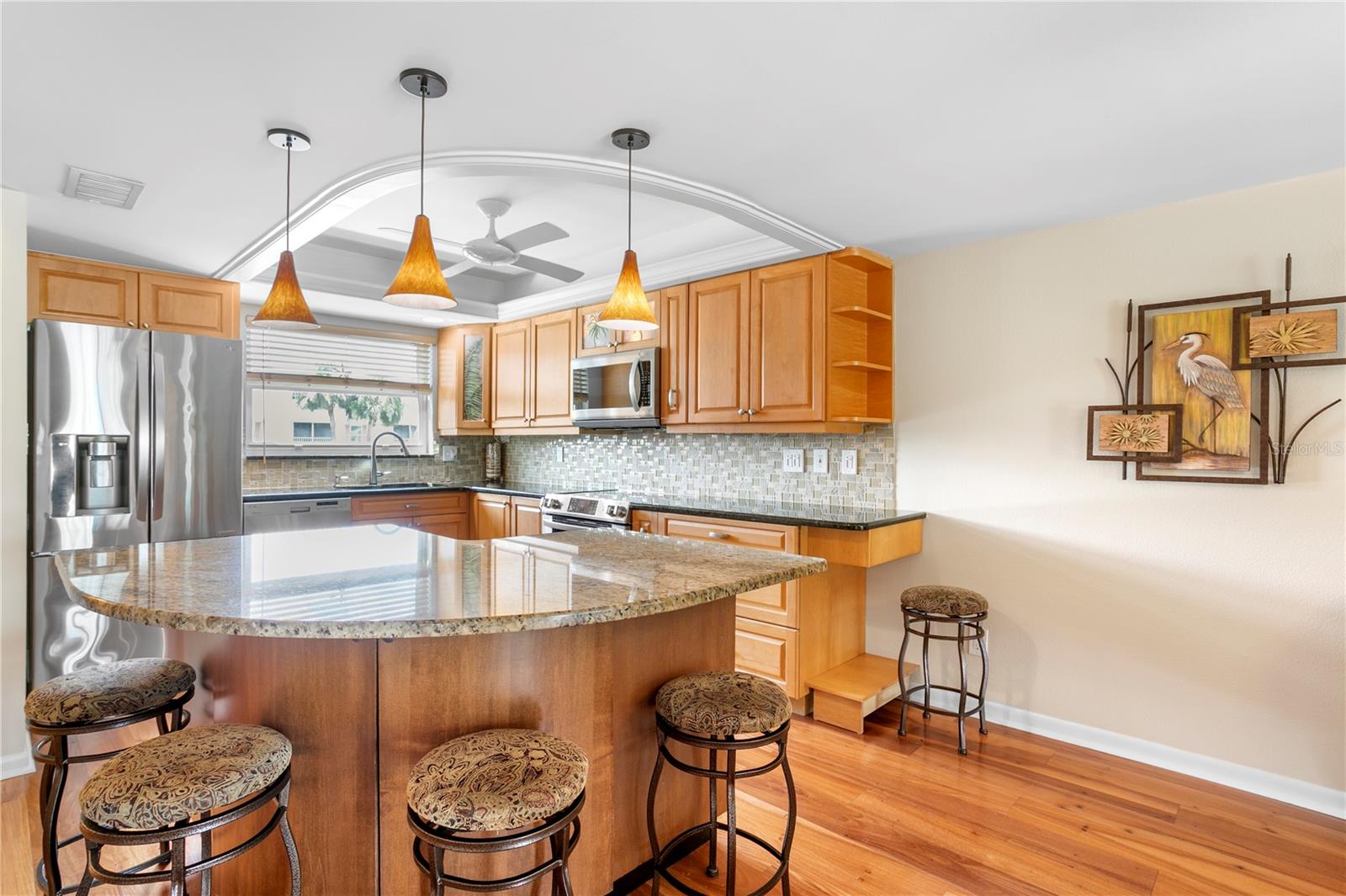 CAPRI LAGOONS CONDO - Residential