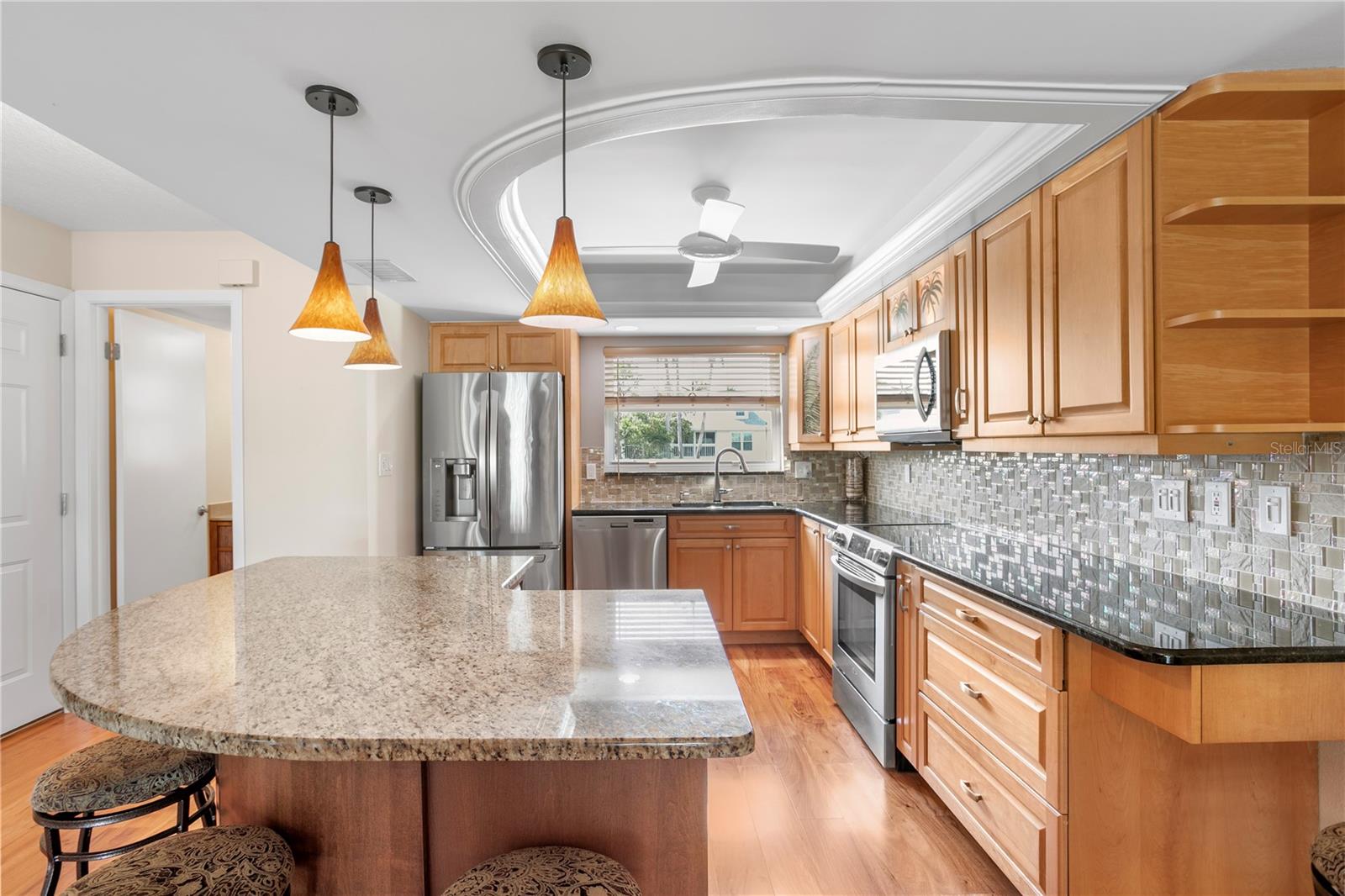 CAPRI LAGOONS CONDO - Residential