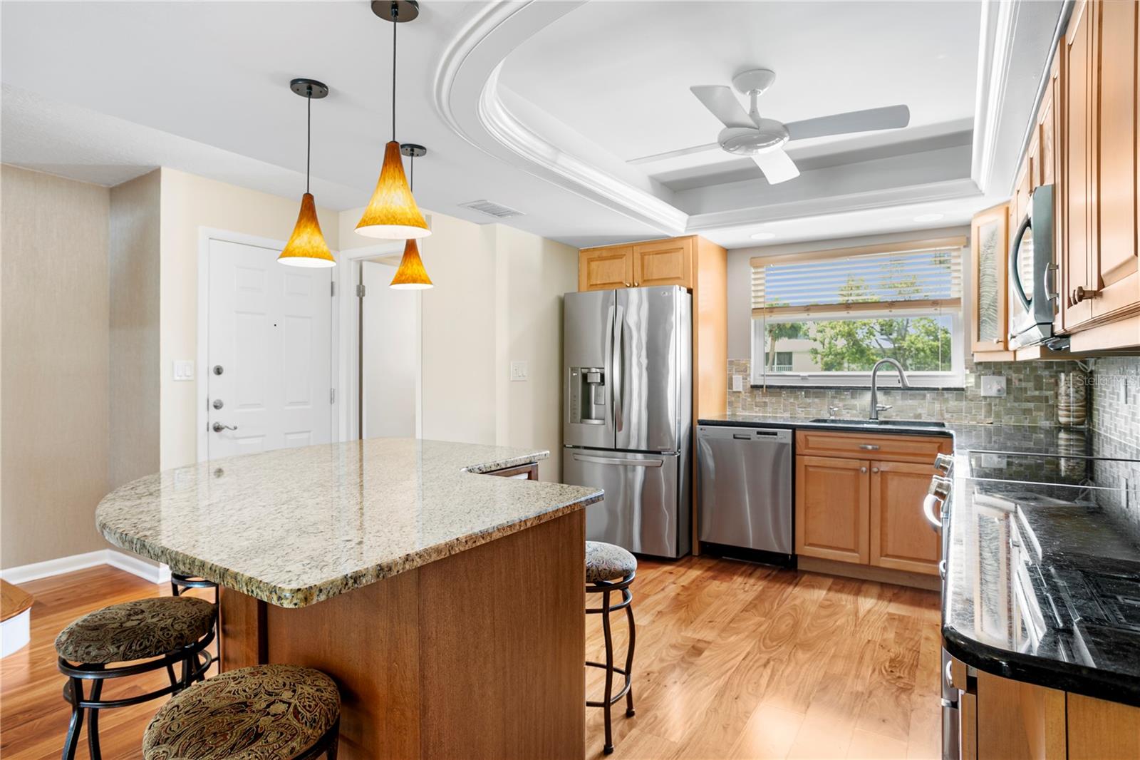 CAPRI LAGOONS CONDO - Residential