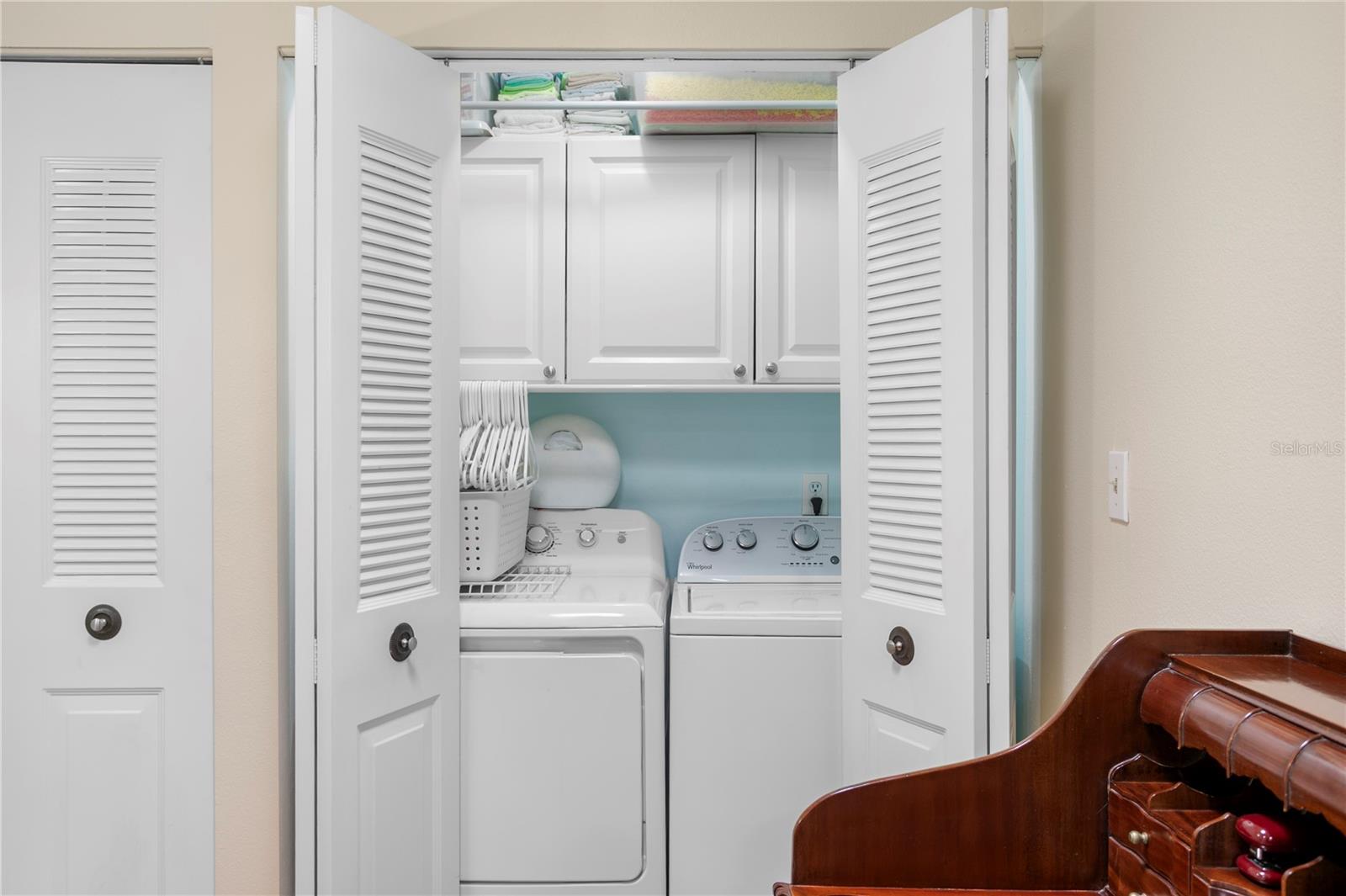 CAPRI LAGOONS CONDO - Residential