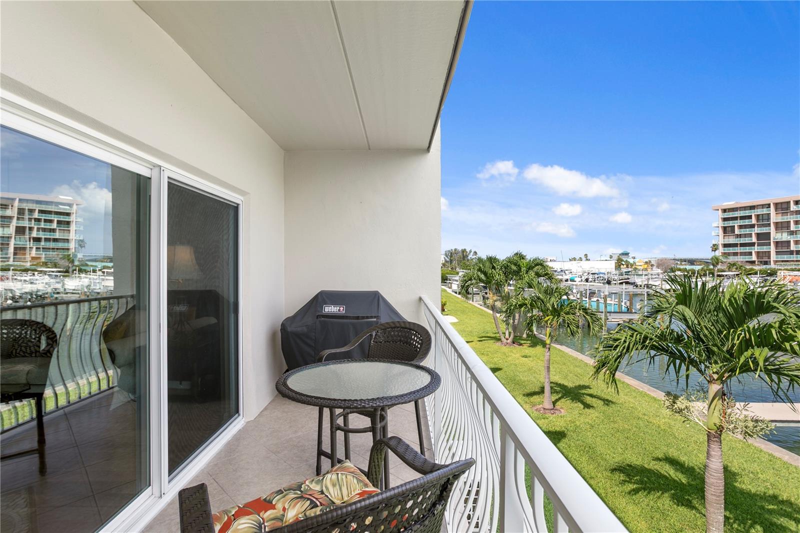 CAPRI LAGOONS CONDO - Residential