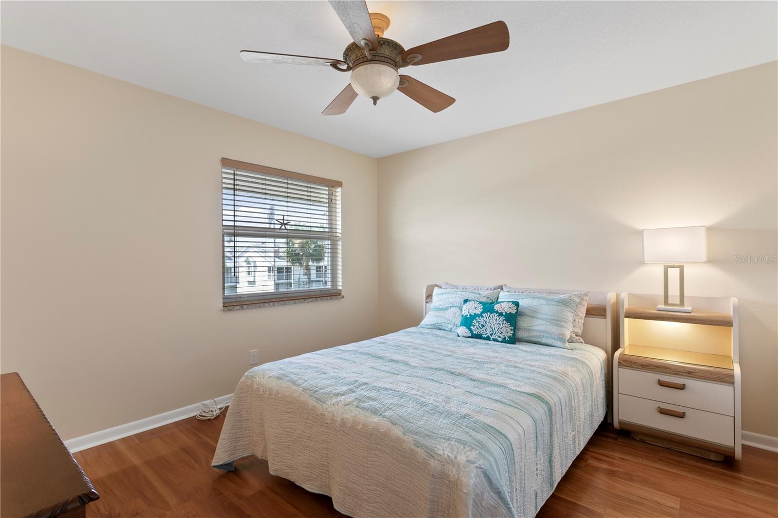 CAPRI LAGOONS CONDO - Residential