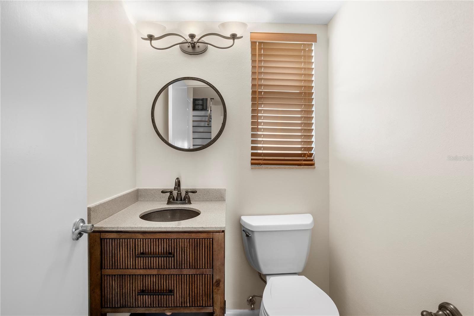 CAPRI LAGOONS CONDO - Residential