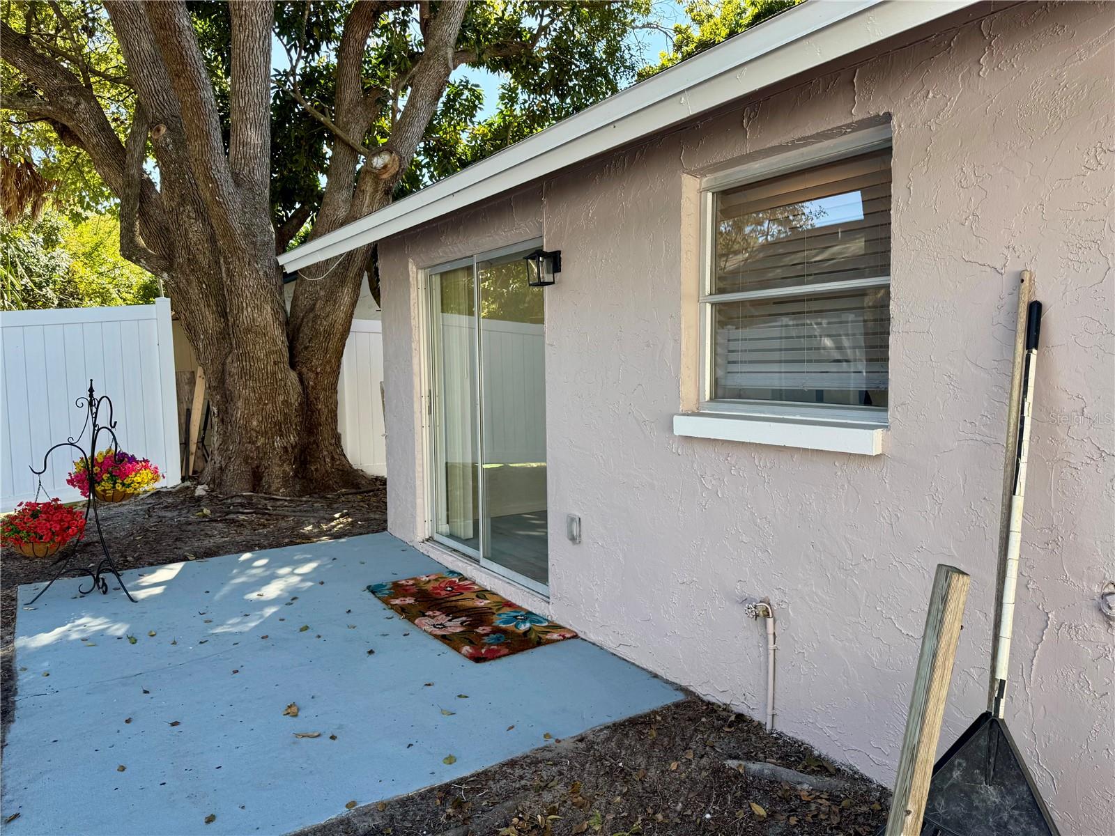 VERDES GARDENS - Residential Income