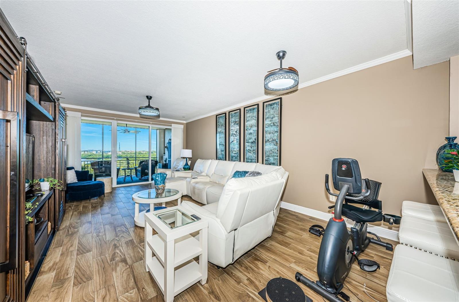 SEMINOLE ISLE CONDO - Residential