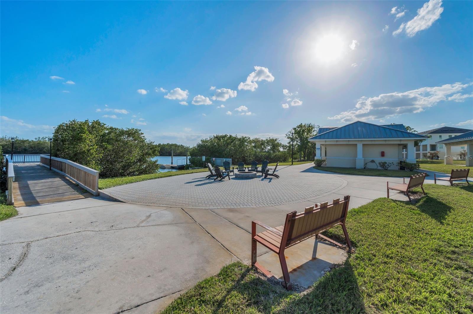 SEMINOLE ISLE CONDO - Residential