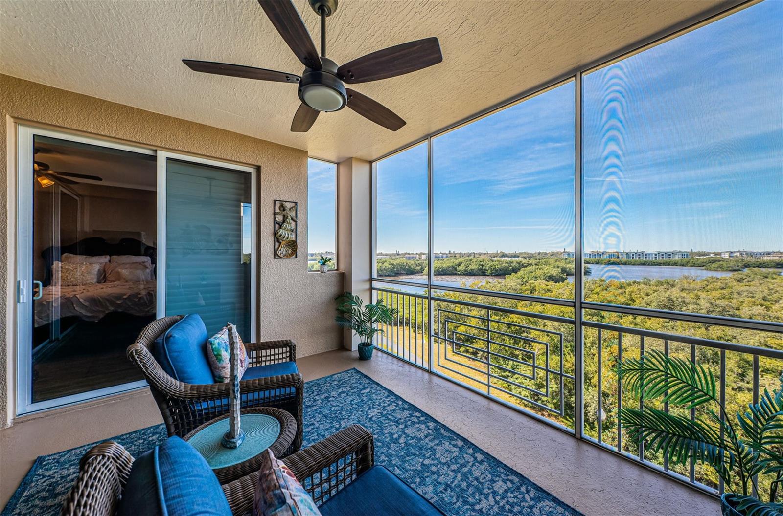 SEMINOLE ISLE CONDO - Residential