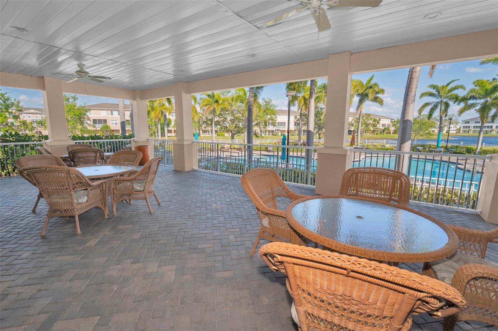 SEMINOLE ISLE CONDO - Residential