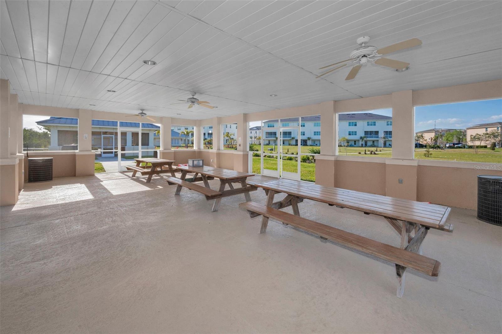 SEMINOLE ISLE CONDO - Residential