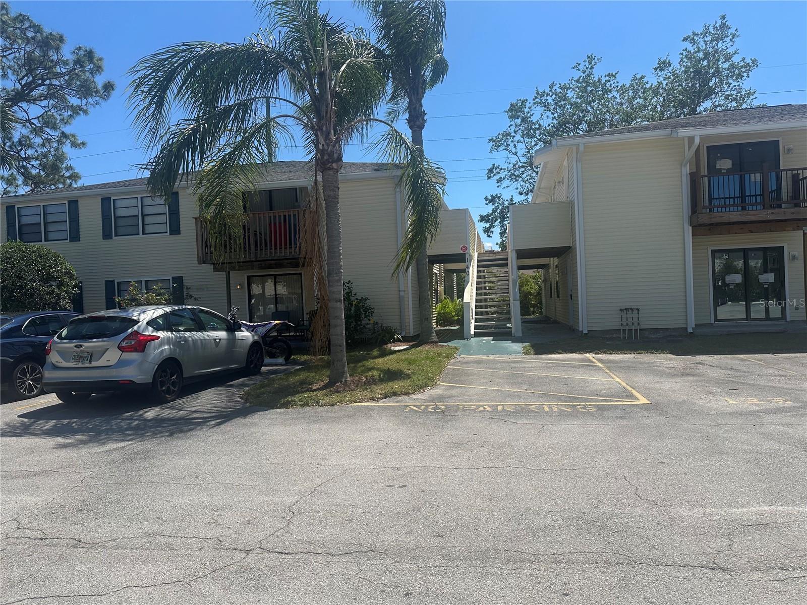 140 HUNTER LAKE DRIVE G