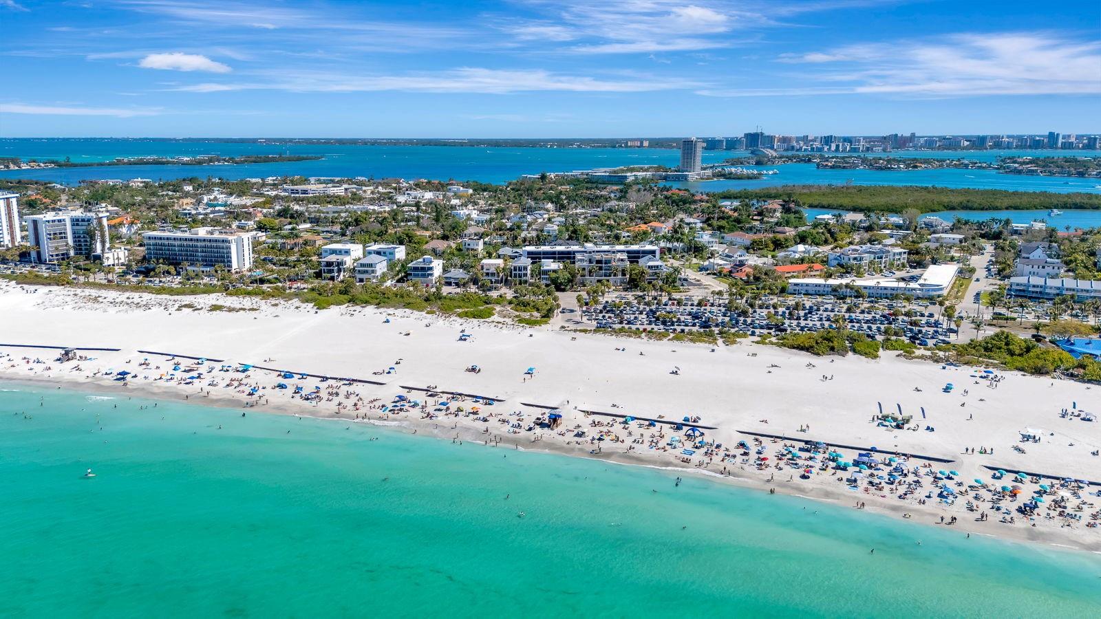 LIDO SHORES - Residential