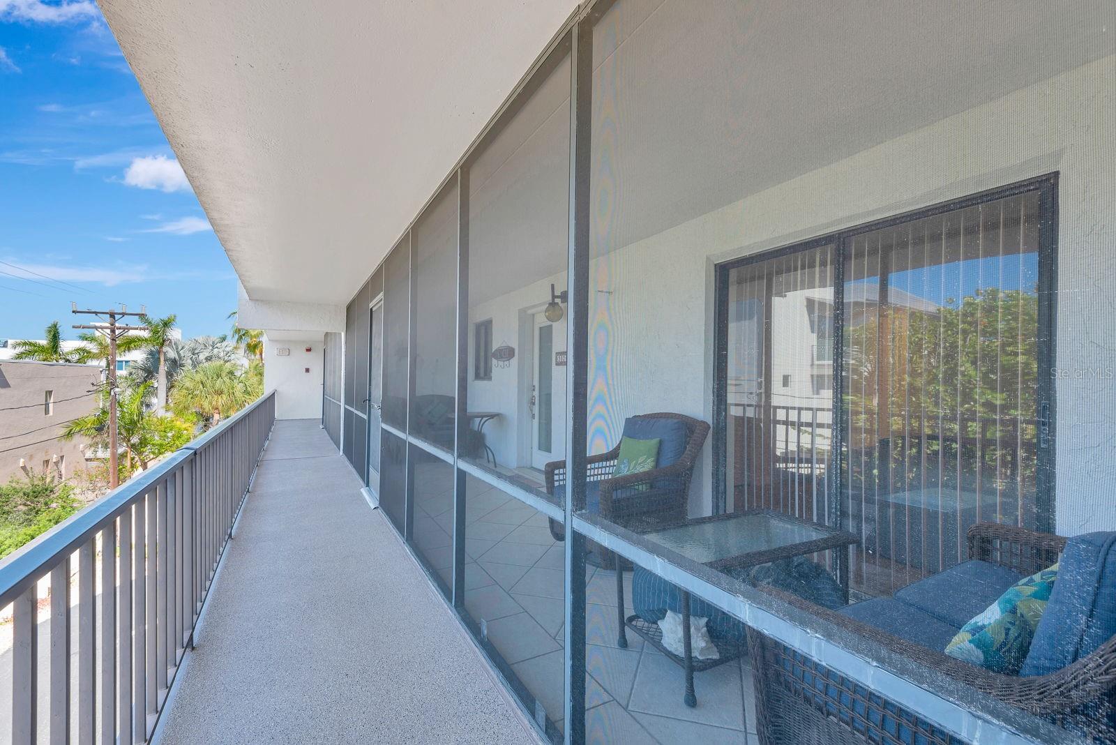 LIDO SHORES - Residential