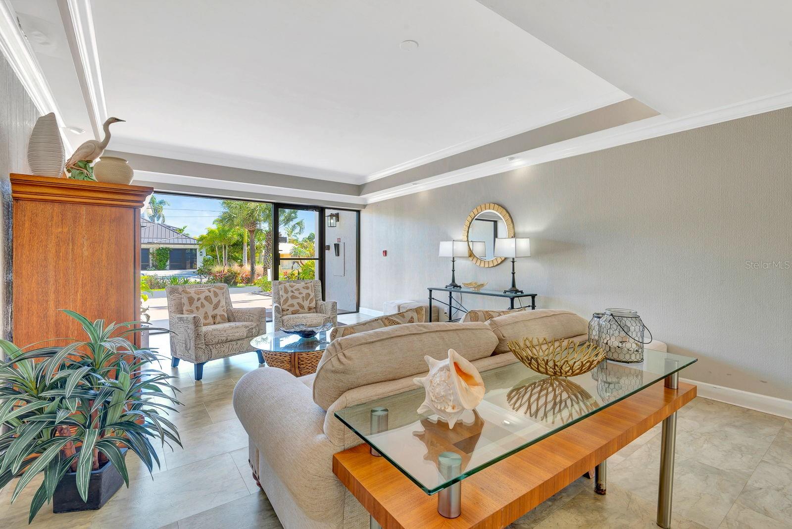 LIDO SHORES - Residential