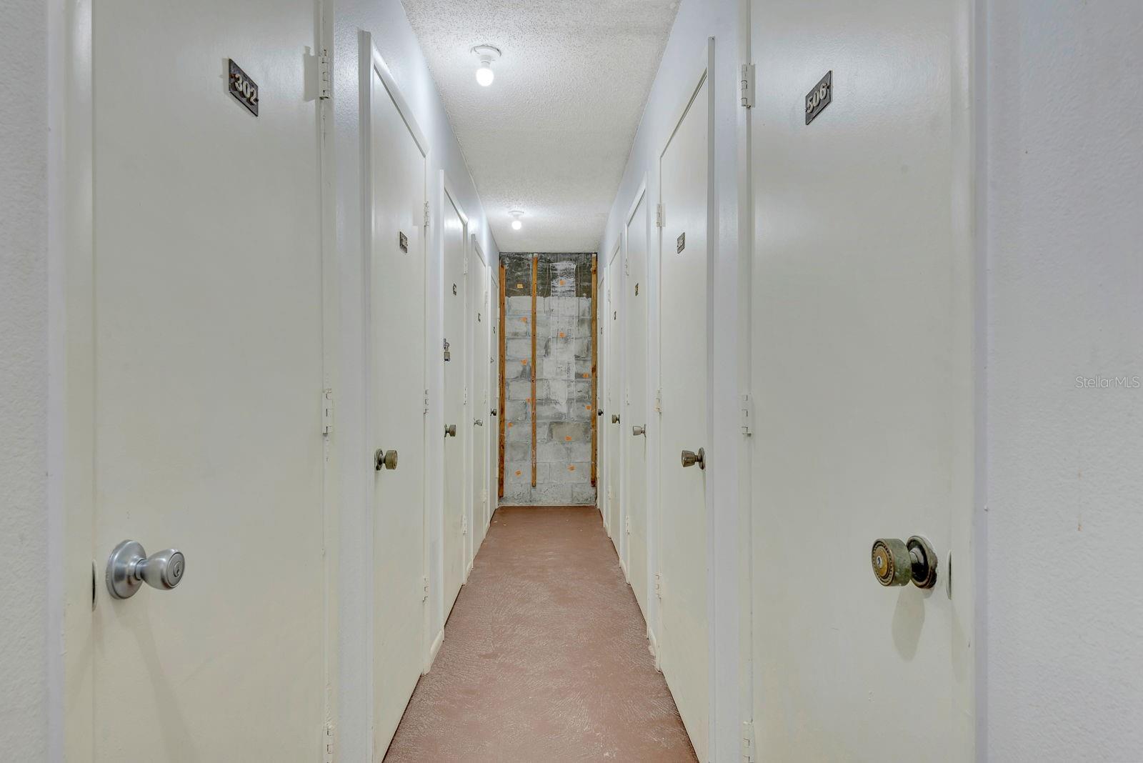 LIDO SHORES - Residential