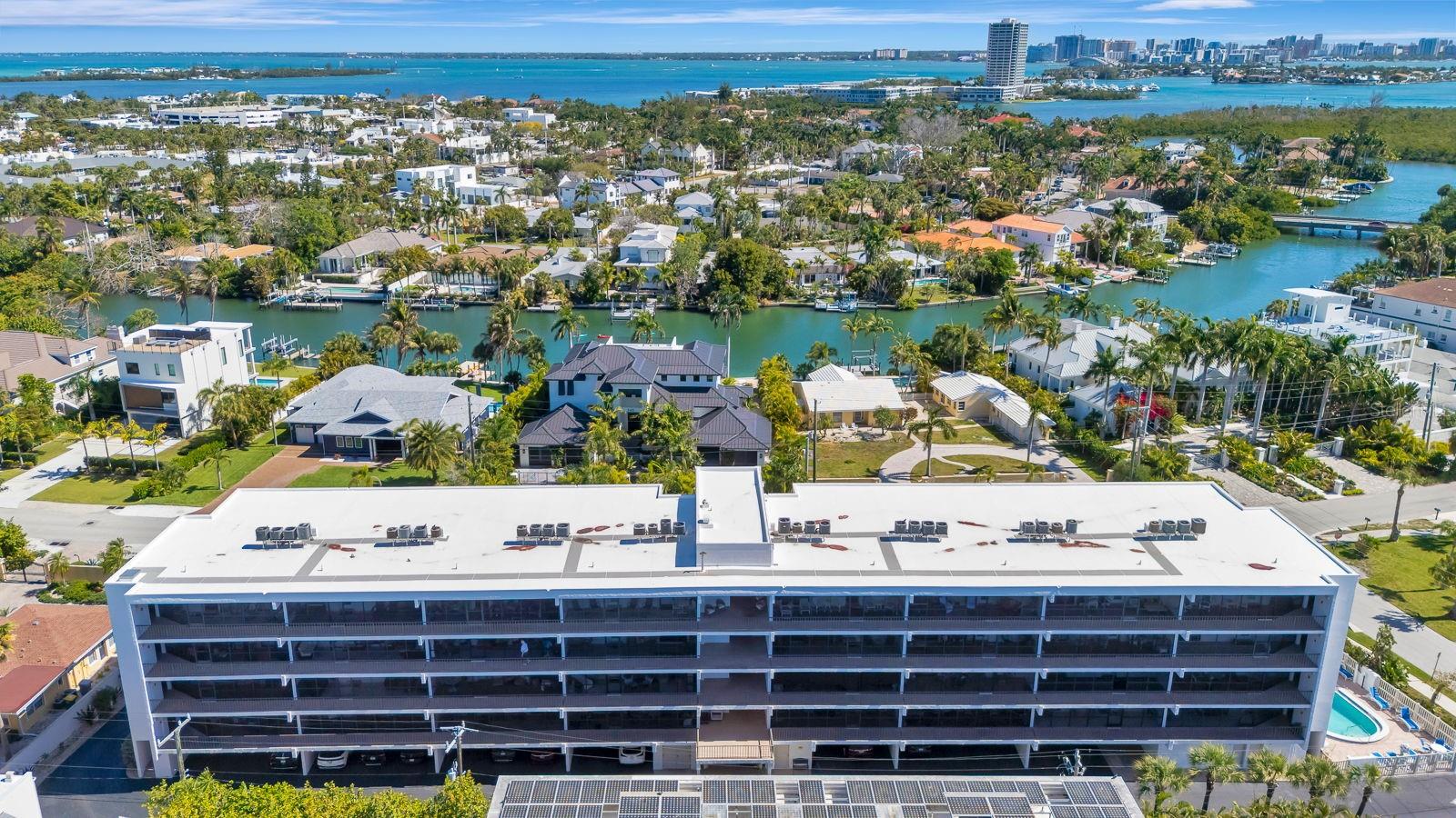 LIDO SHORES - Residential