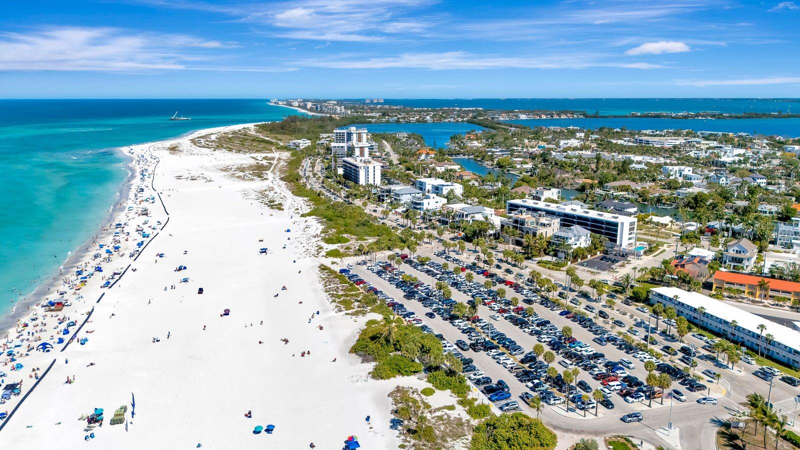 LIDO SHORES - Residential