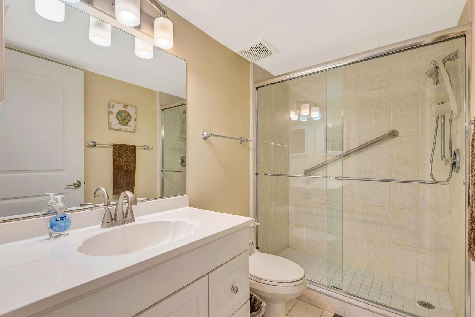 LIDO SHORES - Residential