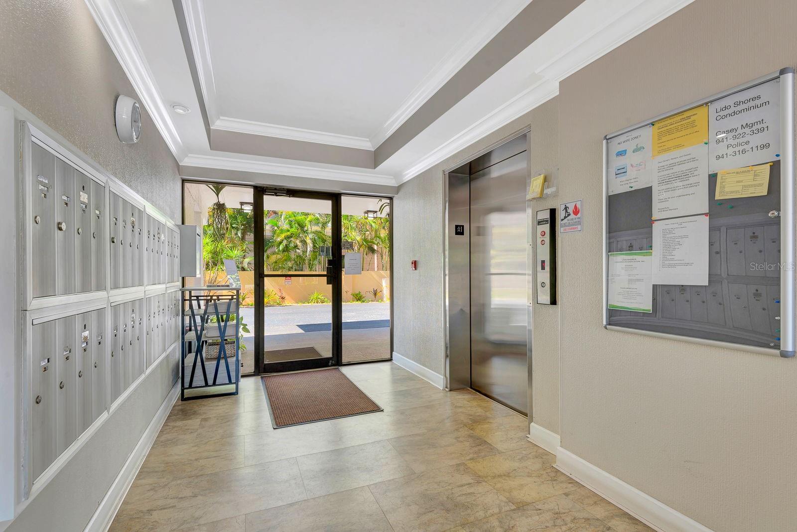 LIDO SHORES - Residential