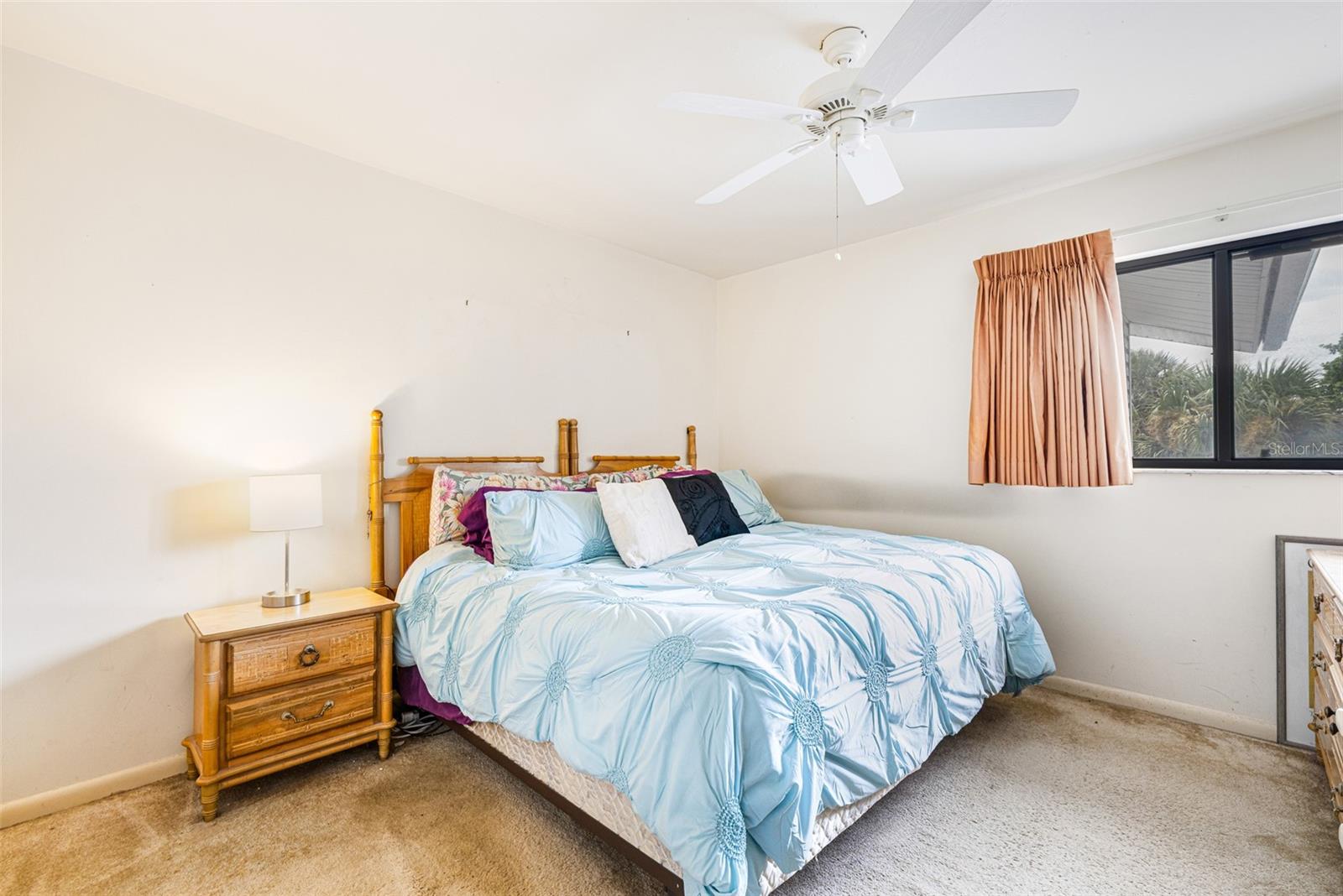 GOLFSIDE CONDO PH I-B - Residential