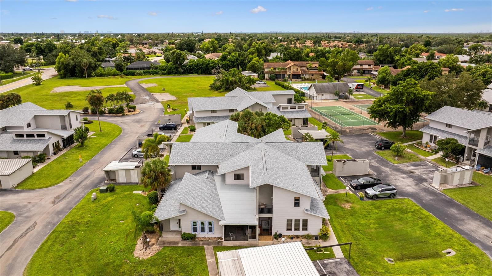 GOLFSIDE CONDO PH I-B - Residential