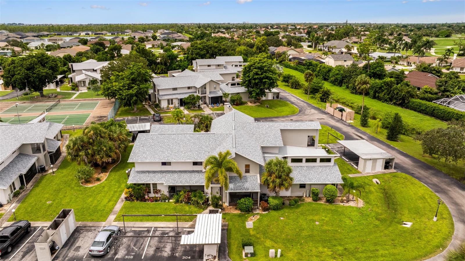 GOLFSIDE CONDO PH I-B - Residential