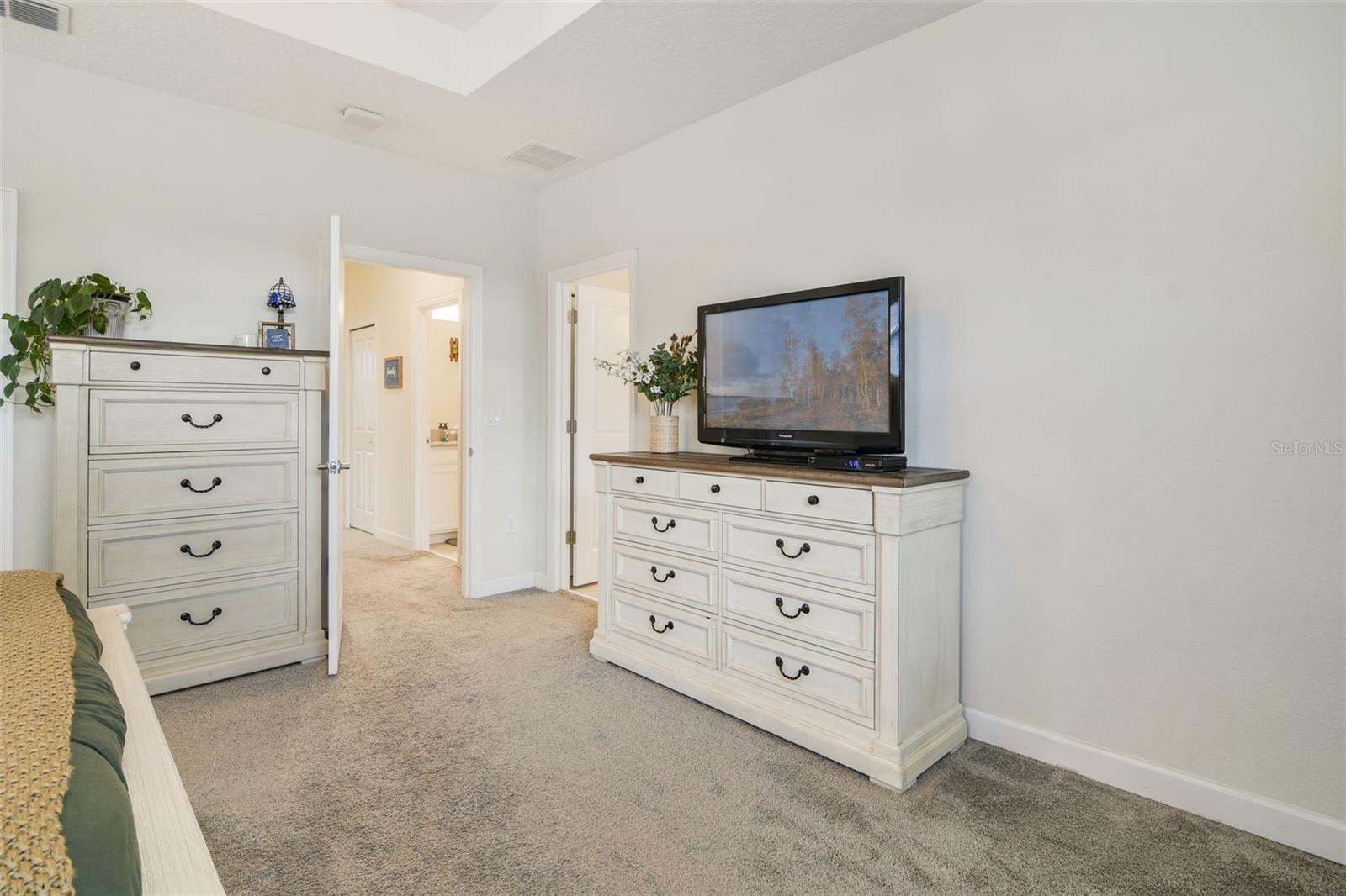 STOREY LAKE TR K - Residential