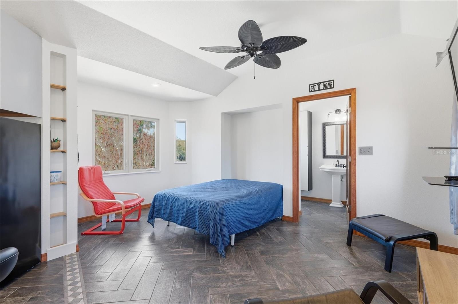 HEASLEY THOMAS E SUB - Residential