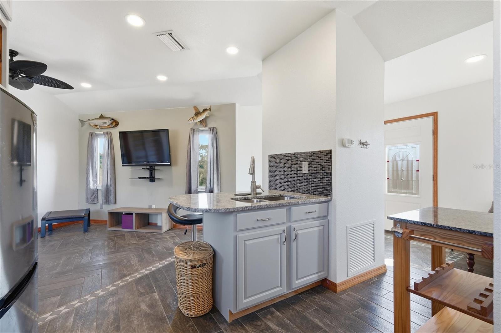 HEASLEY THOMAS E SUB - Residential