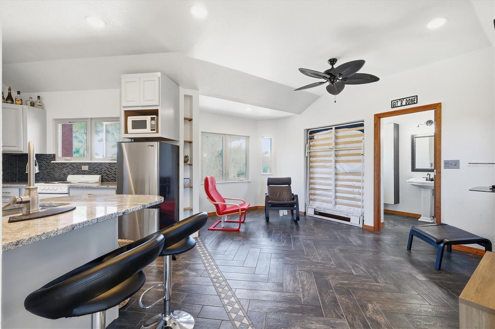 HEASLEY THOMAS E SUB - Residential