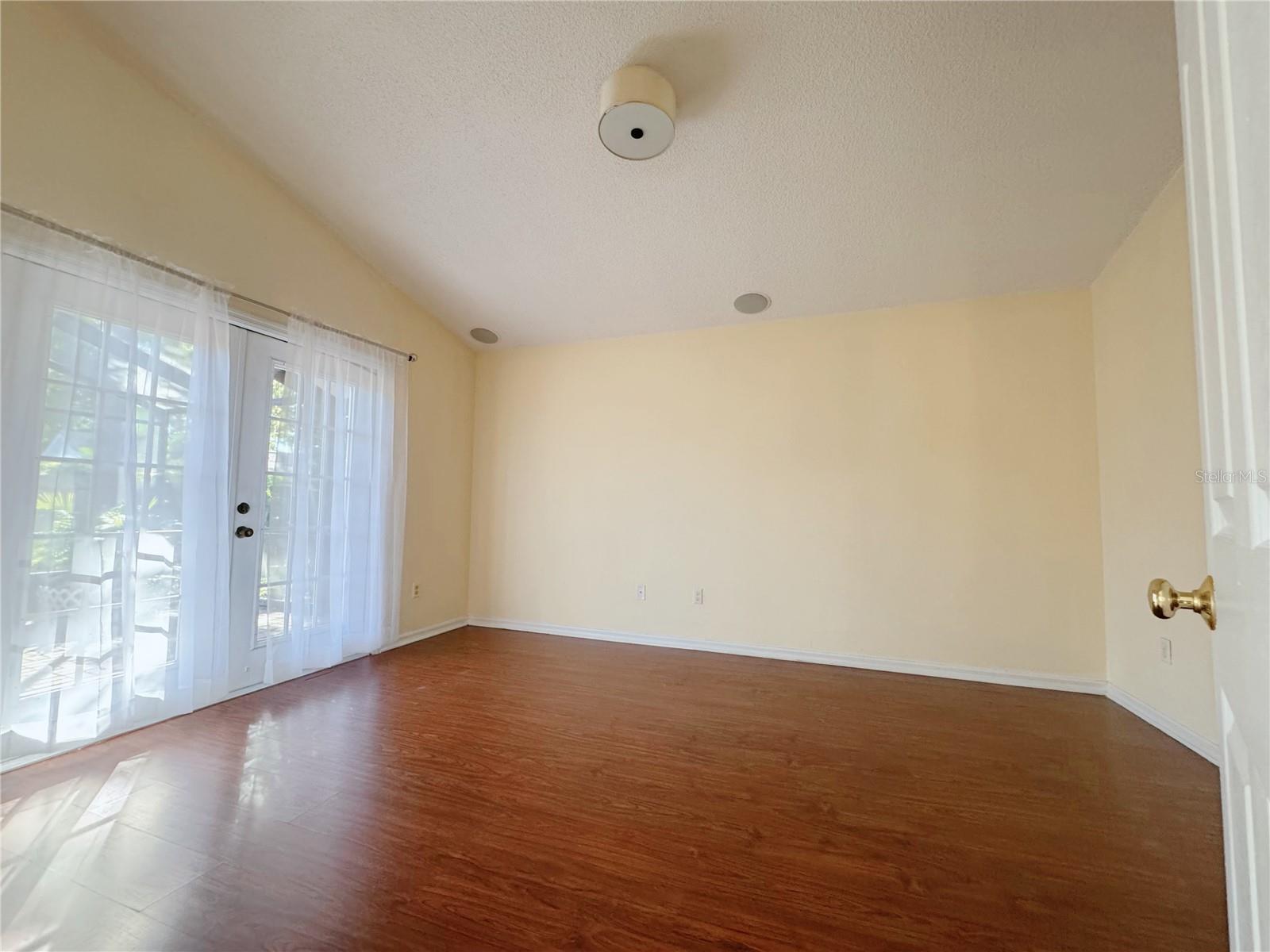PIEDMONT LAKES PHASE TWO - Residential Lease