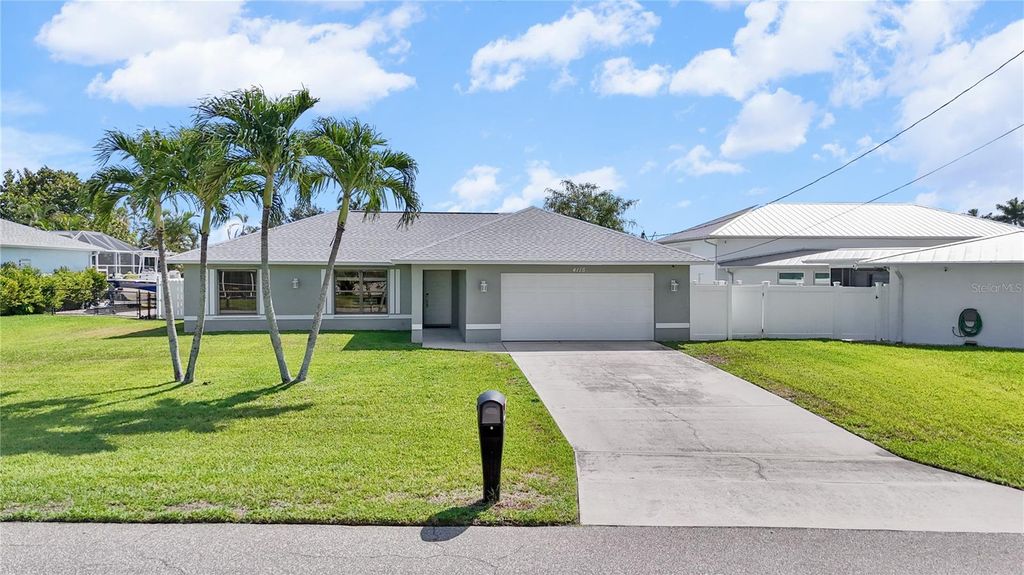 Photo of 4115 SE 10th Place, Cape Coral, FL 33904 (MLS # C7526635)