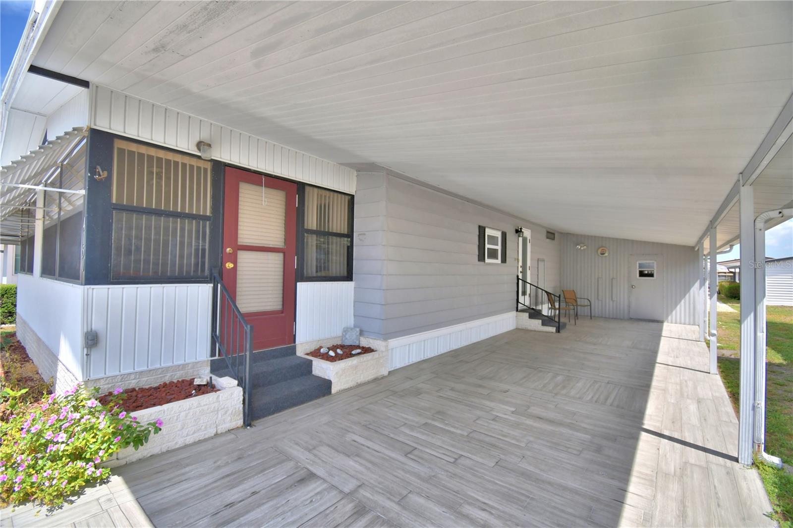 4150 ROLLING OAKS DRIVE
