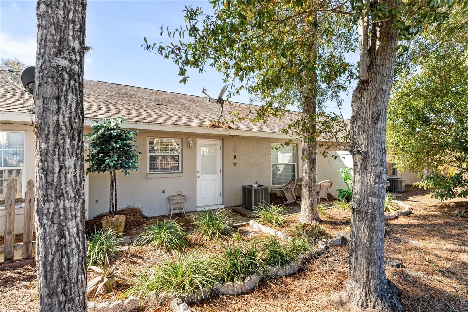 3630 NE 8TH PLACE 304