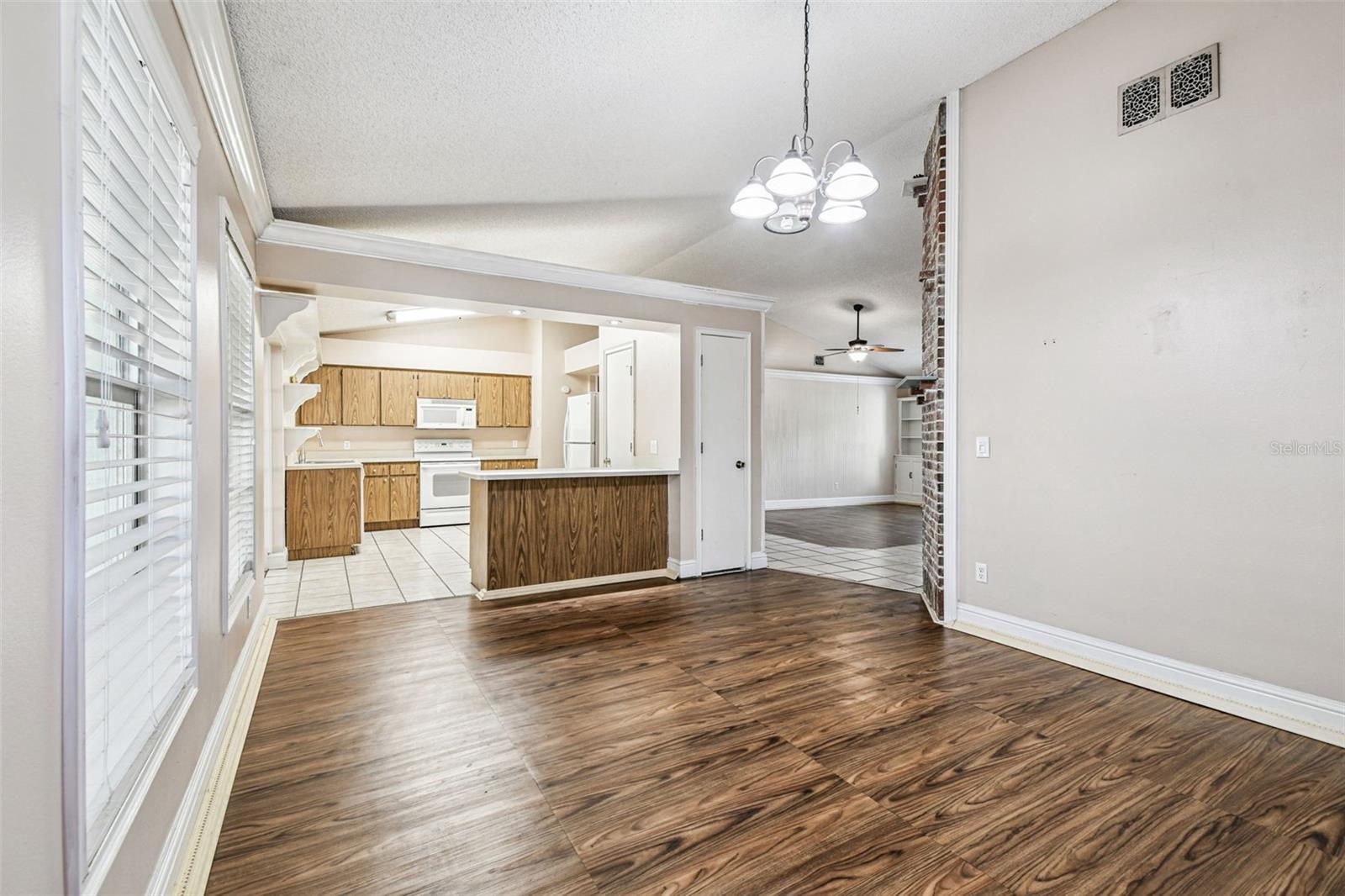 1565 LONG POND DRIVE