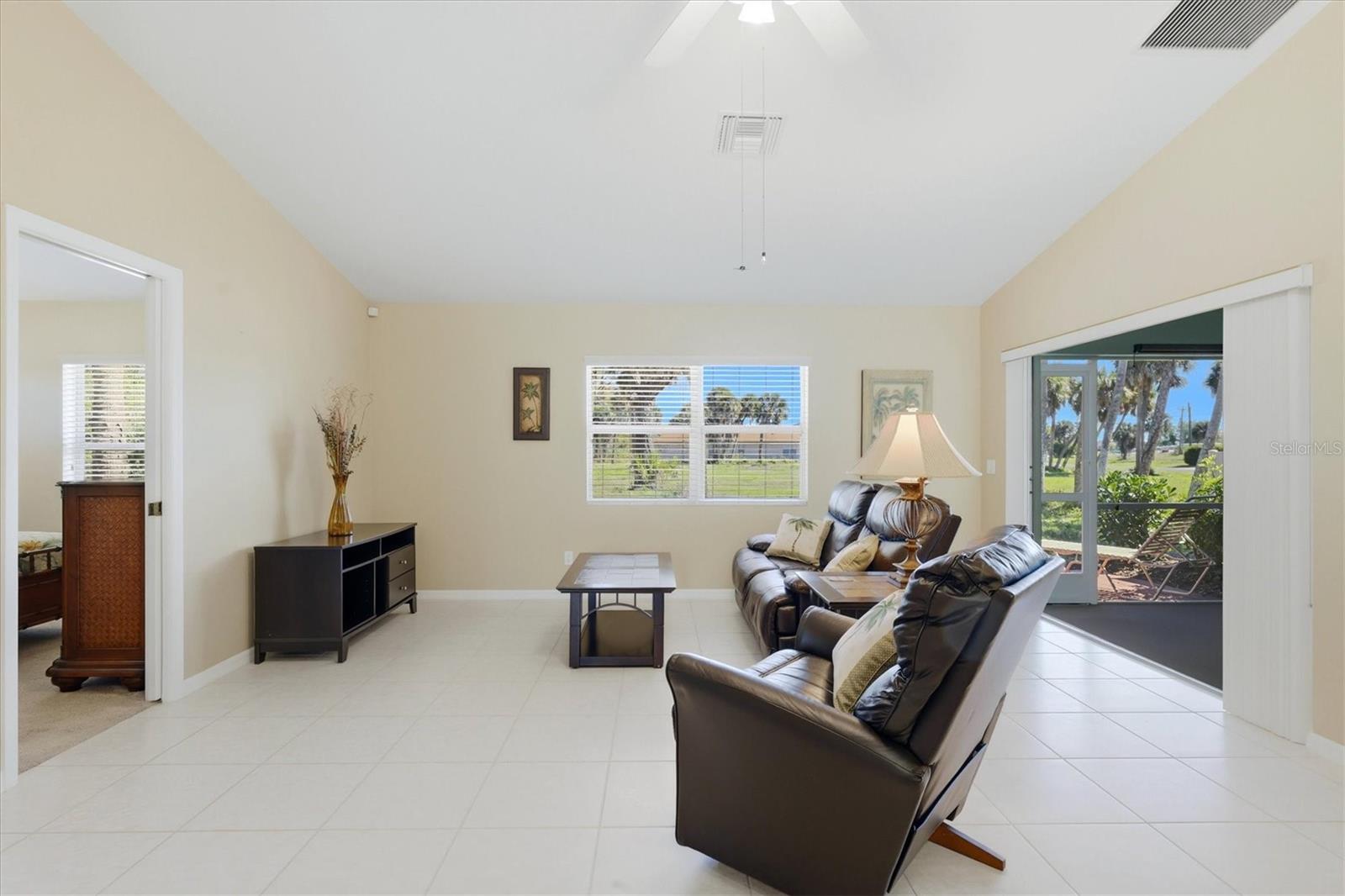 SUNSET HOUSE - Residential