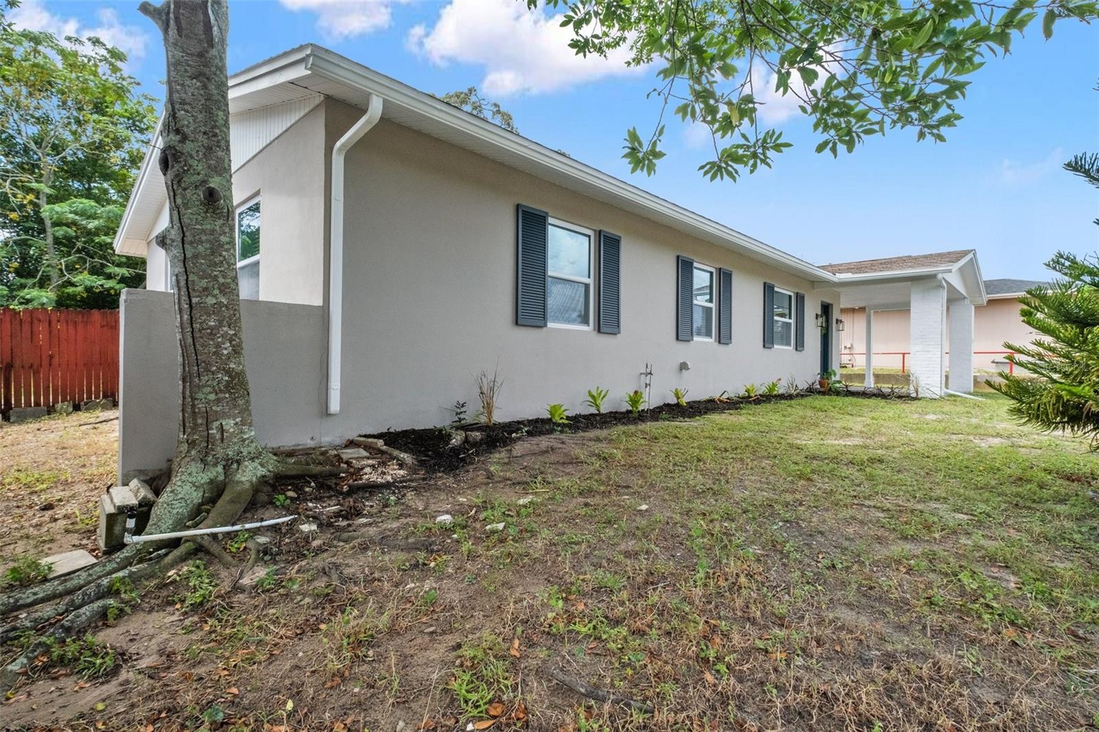 SPRING HILL - Residential