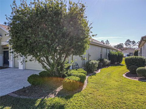 A home in SUMMERFIELD