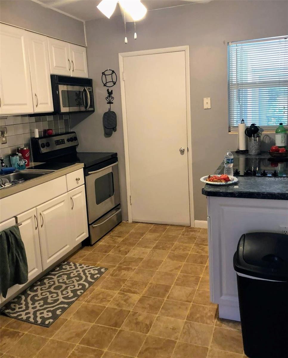 NOKOMIS - Residential Lease