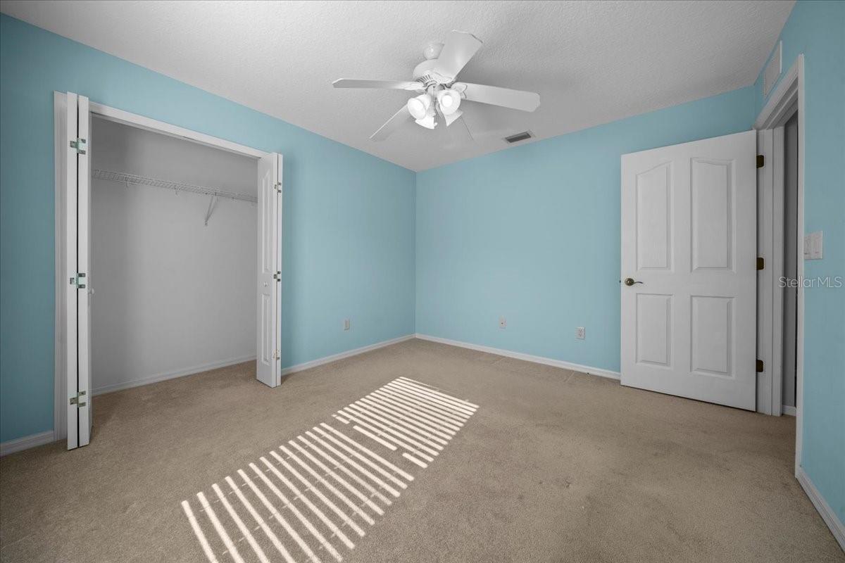 AUTUMN OAKS - Residential