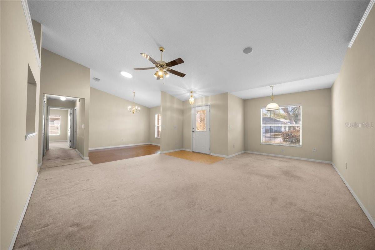 AUTUMN OAKS - Residential