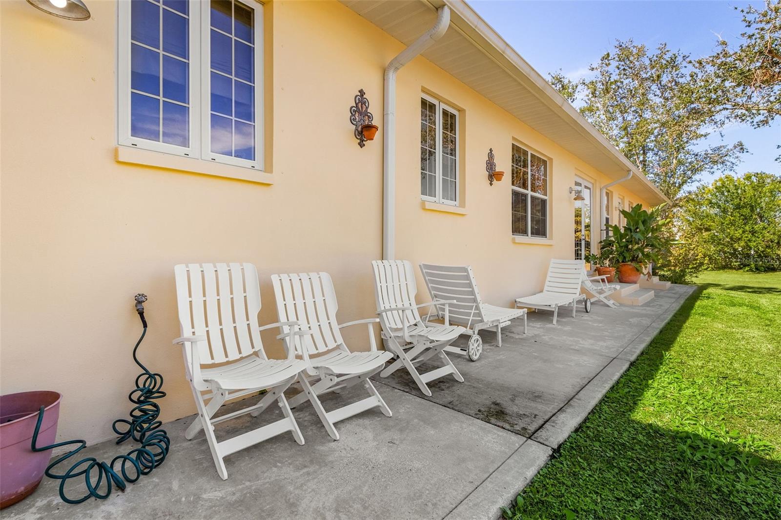 GRASSY POINT ESTS - Residential