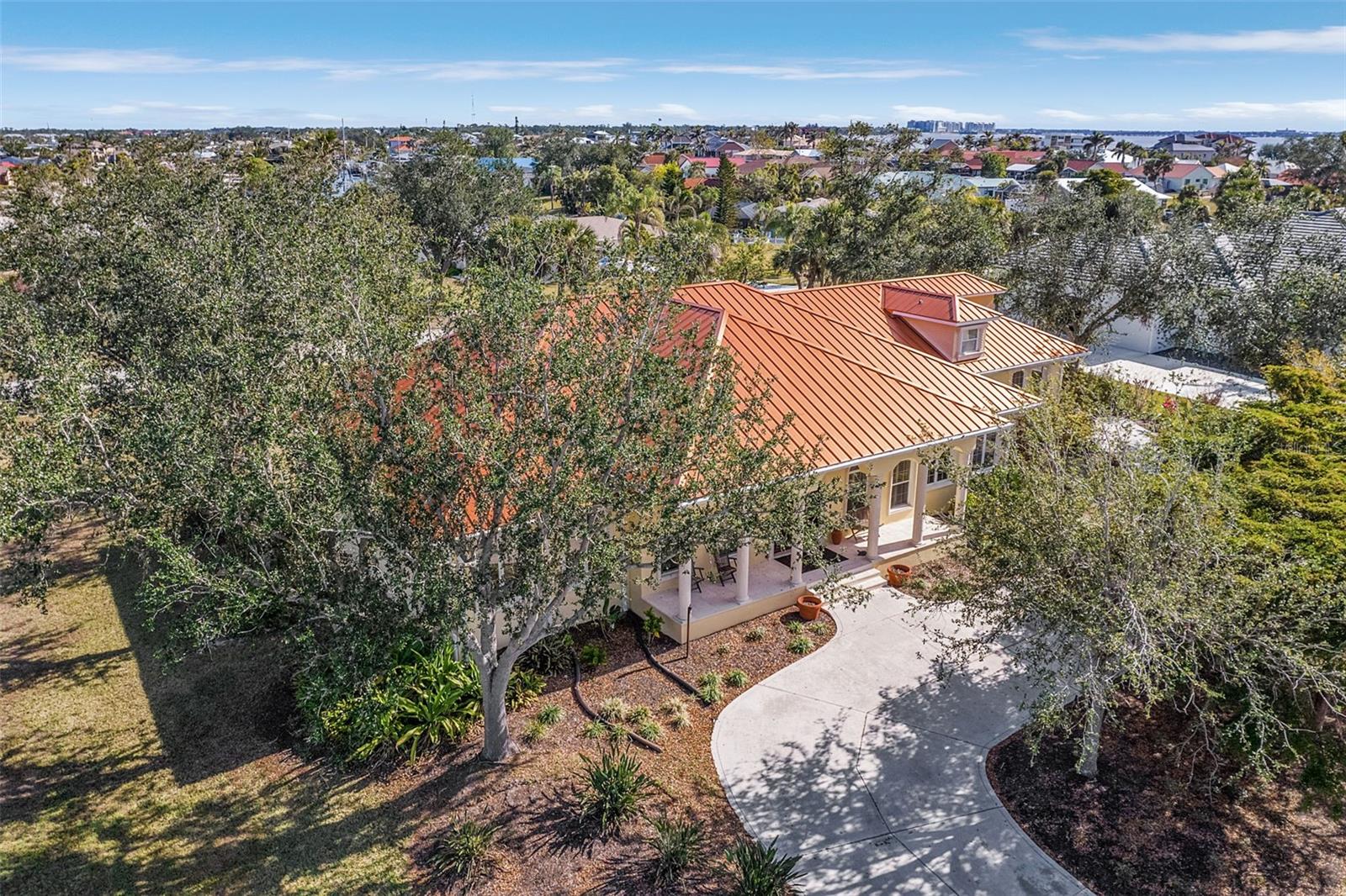 GRASSY POINT ESTS - Residential